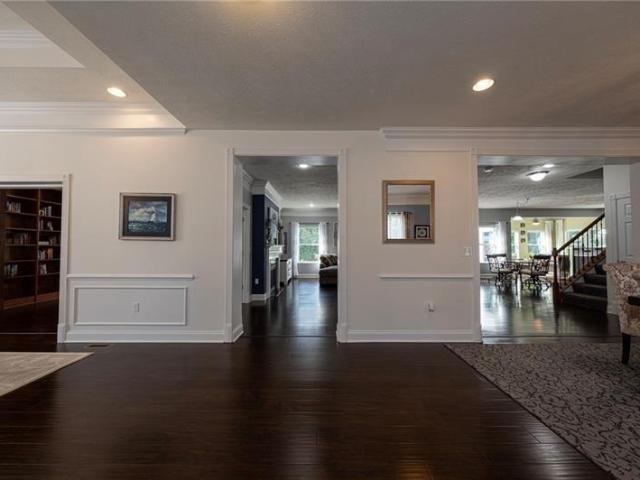 438 White Pine Ln, Baden, PA 15005 | MLS #1753