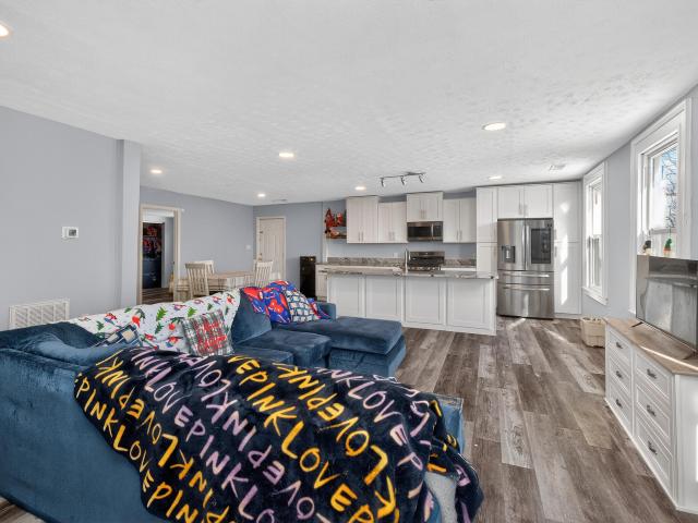 4390 Cincinnati Pike