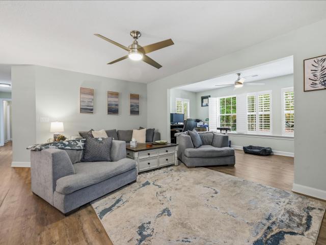 4392 Daphne Ln. C
