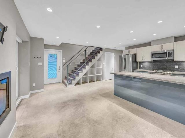 439X 3rd Avenue W, Vancouver, BC V6R1M6