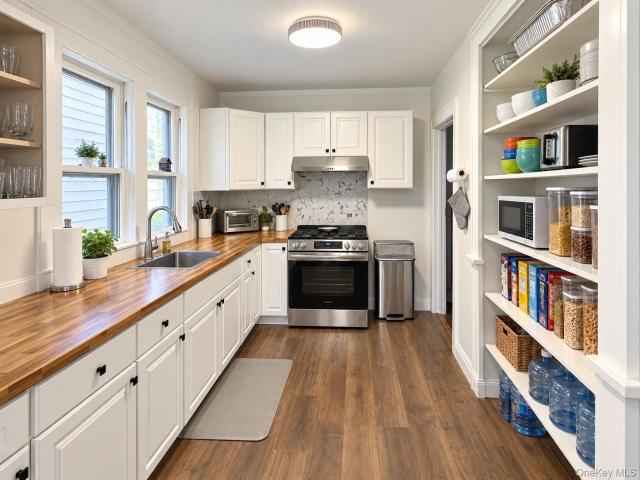 439 3rd Street