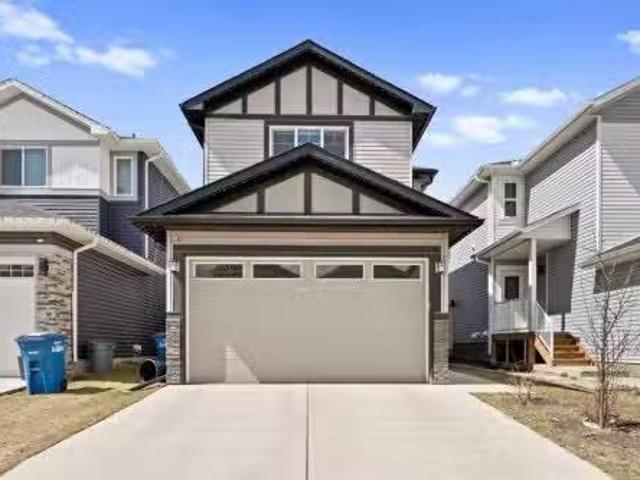 439 Bayview Way Sw, Airdrie, AB, T4B 0R7 house for sale Lis.