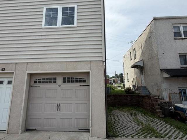 439 Ford Street