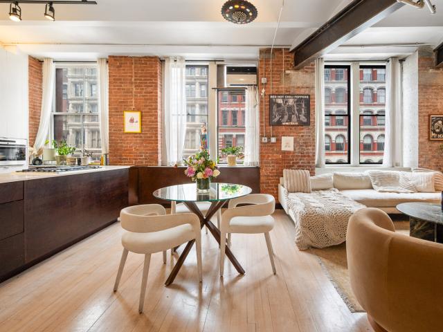 439 lafayette street 3