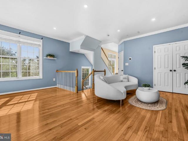 439 Stanton Place