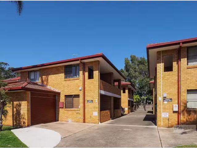 4/7 9 San Francisco Avenue, COFFS HARBOUR Townhouse for rent.