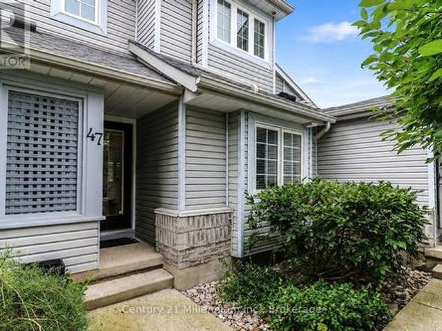 47 146 Settlers Way, Blue Mountains, ON, L9Y 0N9 townhouse for lease | Listing ID X13709 | Royal LePage
