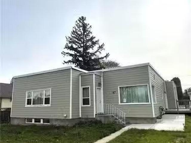 47 21St Street E, Prince Albert, SK, S6V 1L7 house for sale.