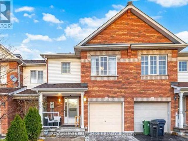 47 Triple Crown Avenue, Toronto, ON, M9W 7E5 house for sale | Listing ID W13542 | Royal LePage