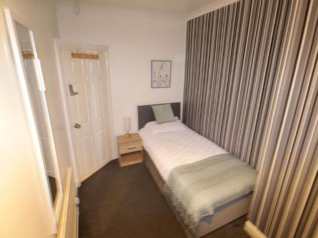 47 Vernon Street, Lincoln. 1 bed in a house share to rent £425 pcm £98 pw