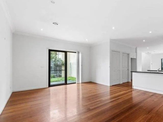 4/7 Vine Street, Heidelberg VIC 3084