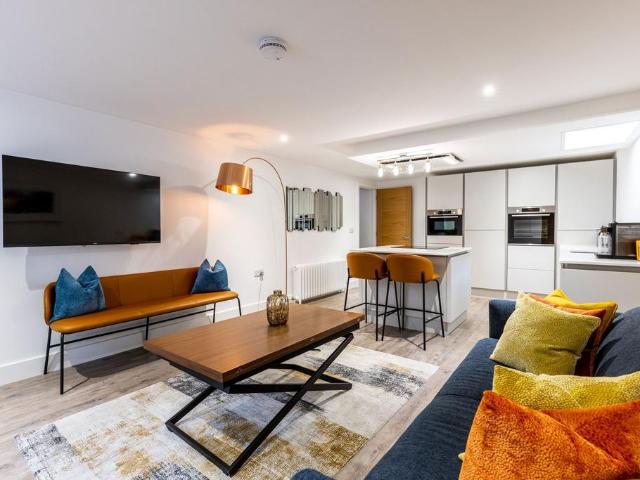47 William Street, City of Edinburgh, EH3 7LW, United Kingdom | 3 bed apartment for rent #111213049 | Rentberry