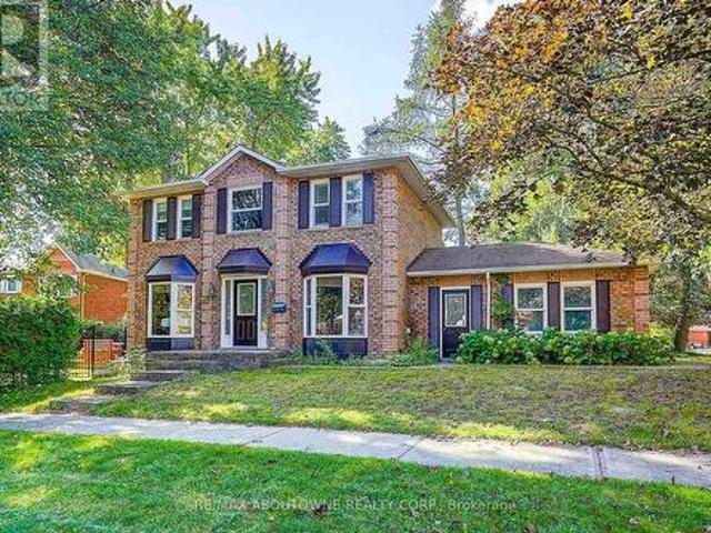 47 April Gardens, Aurora, ON, L4G 4R3 house for sale | Listing ID N13786 | Royal LePage