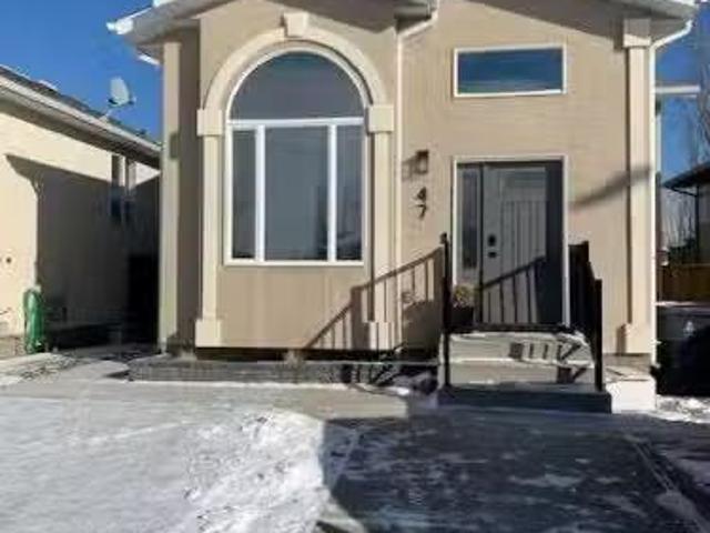 47 Blackfoot Road West, Lethbridge, AB, T1K 7P7 house for le.