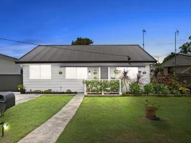 47 Brennon Road, Gorokan House for rent Listed by Pauline Tou.