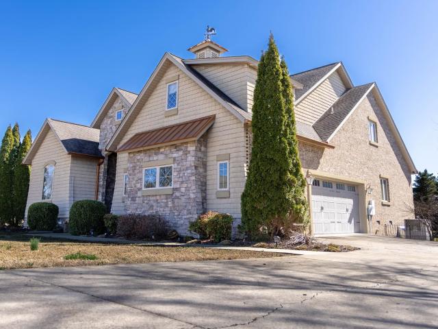 47 Briarwood Dr