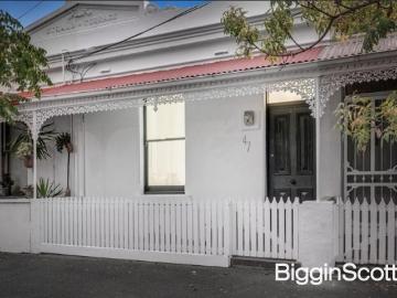 House to rent in Victoria
