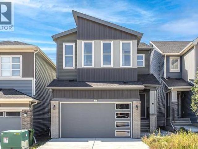47 Carringvue Passage Nw, Calgary, AB, T3P 2G4 house for sale | Listing ID A2348 | Royal LePage