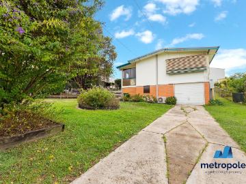 47 Chuter Street, STAFFORD HEIGHTS, QLD