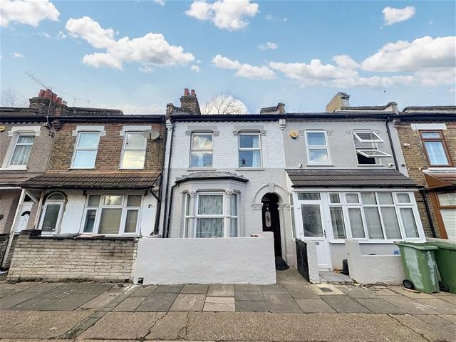 47 Dongola Road, London, E13 0AY, United Kingdom | 4 bed house for rent #138595693 | Rentberry
