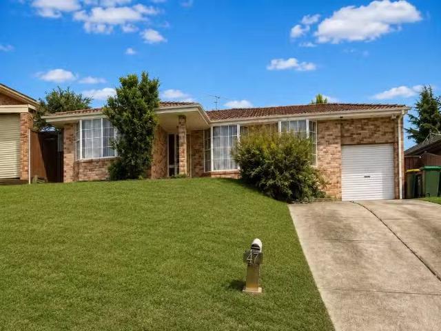 47 Dorrigo Crescent, Bow Bowing House for rent Listed by Your.