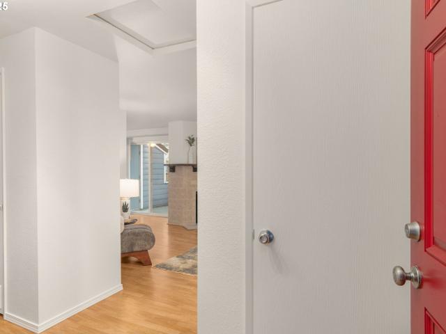 47 Eagle Crest Dr, Unit 26, Lake Oswego, OR 97035 | MLS #403250
