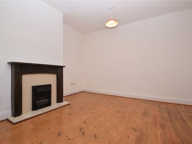 47, Fountain Street, Morley, Leeds, West Yorkshire, LS27 0AA