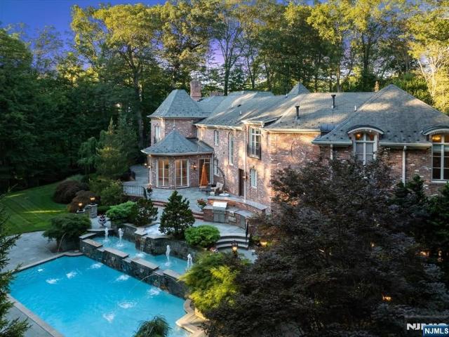 47 Fox Hedge Road, Saddle River, US, NJ