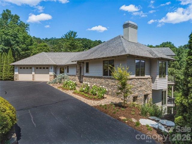47 Garland Dr, Asheville, NC 28804