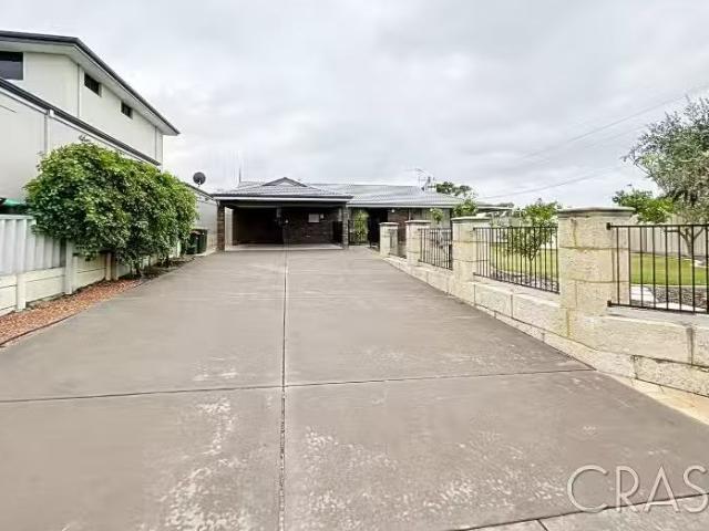 47 Gleddon Way, Hillarys House for rent Listed by David Crash.
