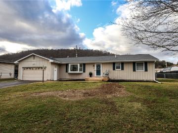 47 Groff Rd, Big Flats, NY 14845 | MLS #R1667