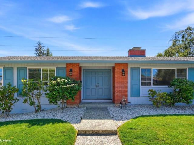 47 Greenfield Drive