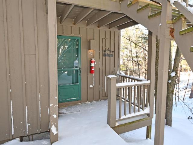 47 Hawks Nest