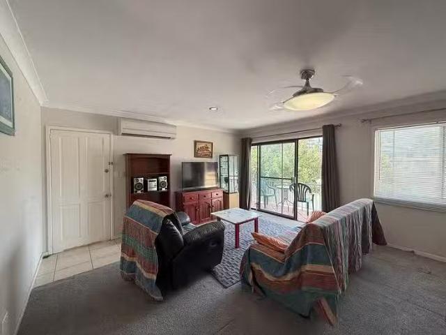 4/7 Holland Street, Greenslopes, QLD 4120