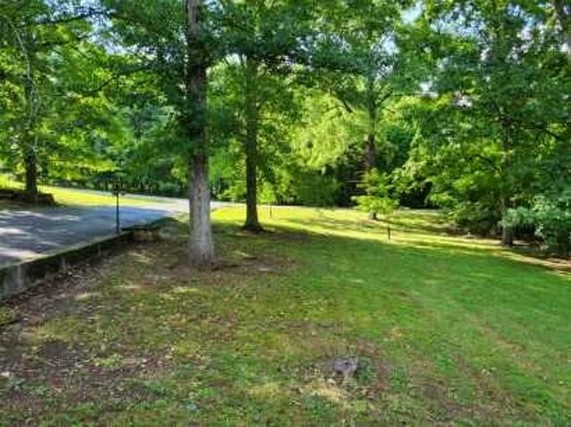47 Holly Ln
