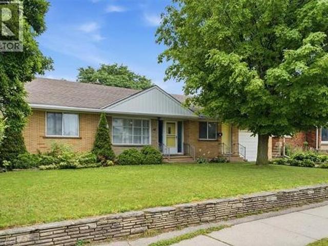 47 Lansdowne Avenue, Delhi, ON, N4B 1R2 house for sale | Listing ID 40846 | Royal LePage