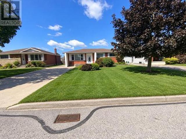 47 Michigan Avenue, Thorold, ON, L2V 3S6 house for sale | Listing ID X13788 | Royal LePage
