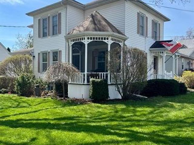 47 Paul Street, Prince Edward County Picton, ON, K0K 2T0 house for lease | Listing ID X13792 | Royal LePage