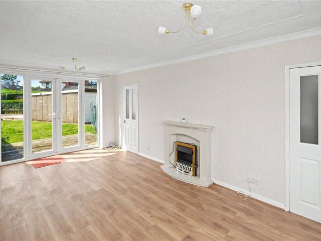 47, Raylands Way, Leeds, West Yorkshire, LS10 4AH