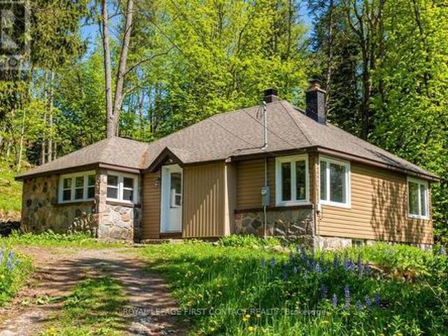 47 Riverside Drive, Dysart Et Al, ON, K0M 1S0 house for sale | Listing ID X12736 | Royal LePage