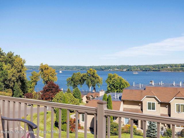 47 Riverview