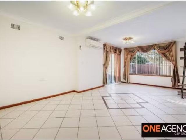 47 Romney Crescent, MILLER House for rent Listed by Oneagency.