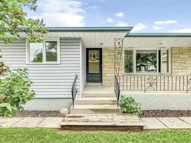 47 Roselawn Bay, Winnipeg, MB, R2G 1W5 house for sale Listi.