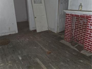 47 Ruggles Street