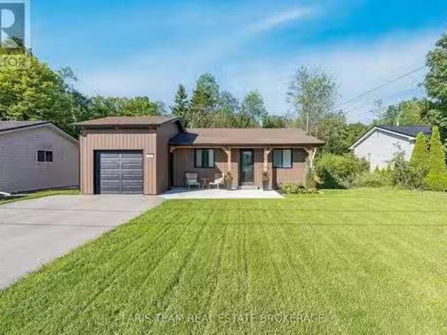47 Sandsprings Crescent, Essa, ON, L0M 1B0 house for sale L.