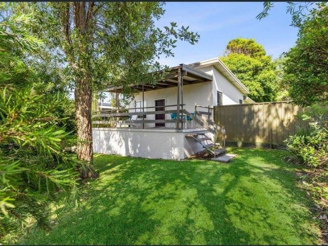47 St Vincent St Ulladulla Walk to Harbour, Beach, School, Shops, Restaurants