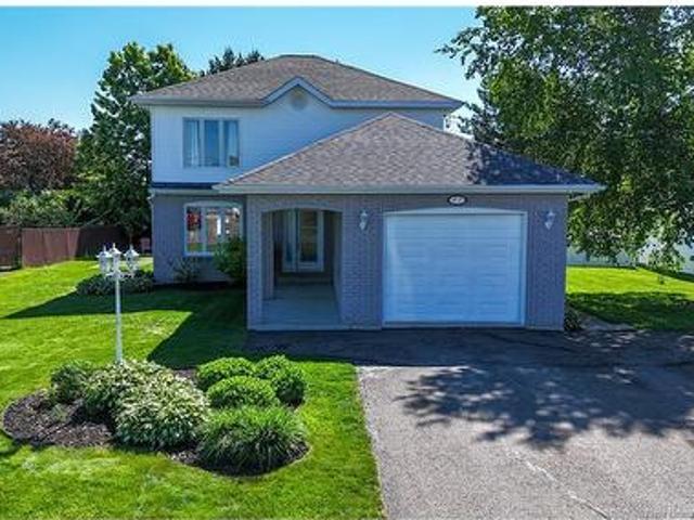 47 St Onge St, Grand Falls, NB, E3Z 1G2 house for sale | Listing ID NB142006 | Royal LePage