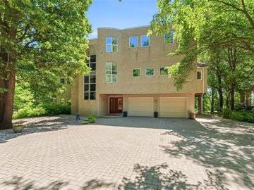 47 Stormont Dr, Winnipeg, MB, R3V 1L9 Luxury House for sale | Listing ID 202613 | Royal LePage Carriage Trade Luxury Properties