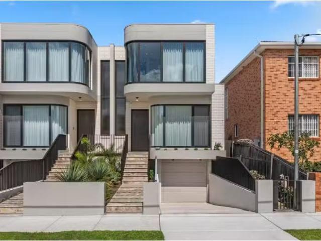 47A Howley Street, FIVE DOCK House for rent Listed by Rick Pi.