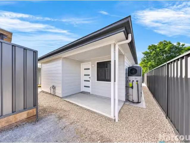 47a Seventh Street, Weston House for rent Listed by Jessica B.